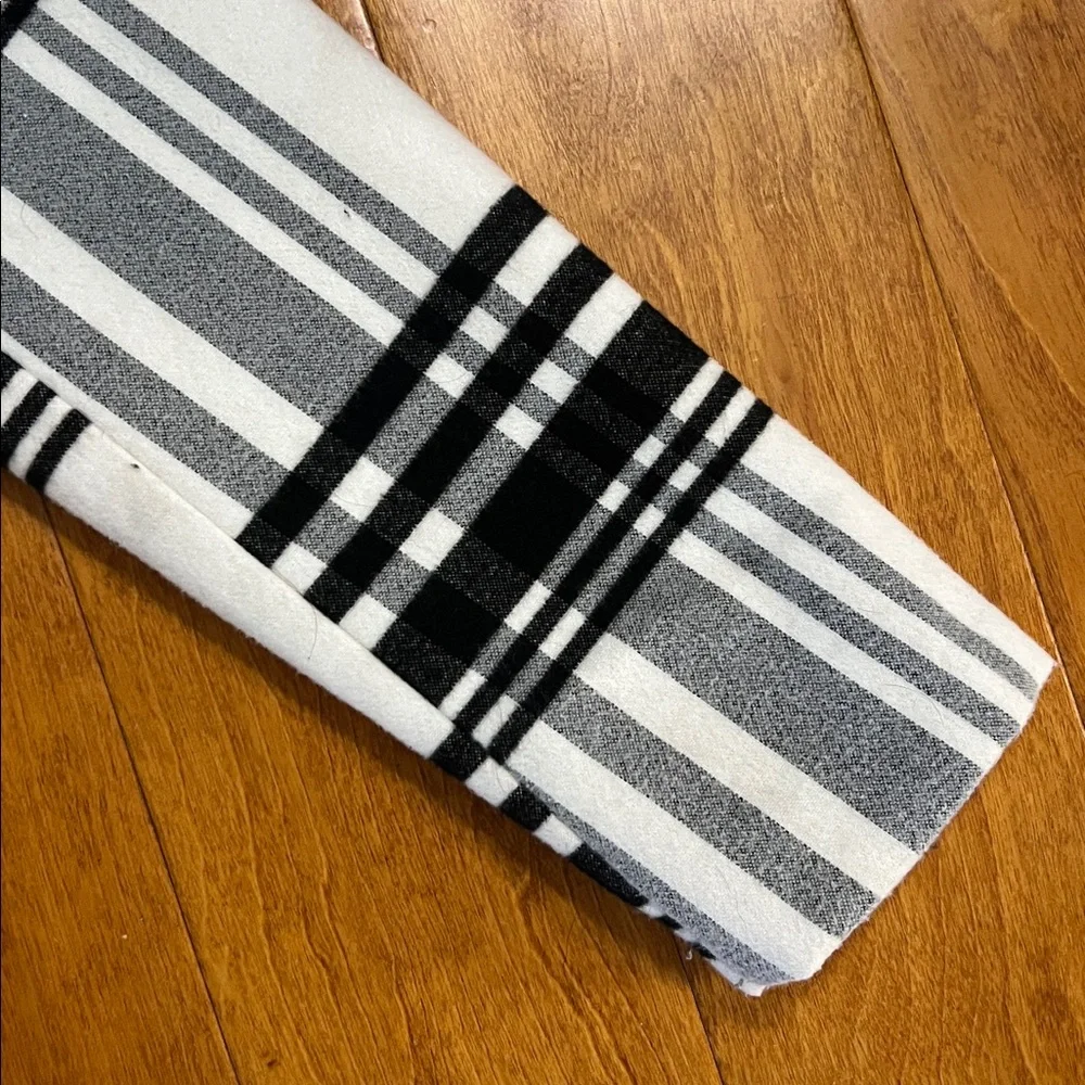 Iz Byer Plaid Pea Coat Size S Black White Preppy Trench Quiet Luxury Classic - Picture 4 of 14